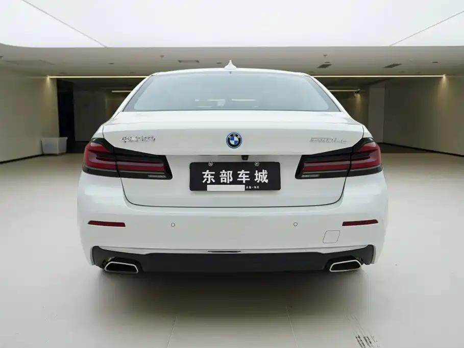 BMW 5 Series New Energy — фото 4