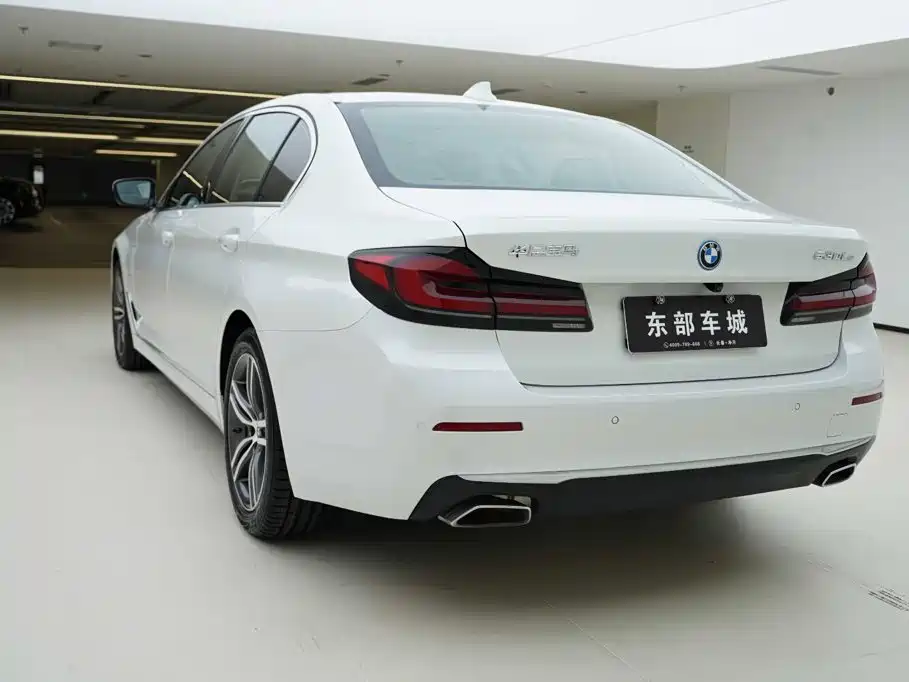 BMW 5 Series New Energy — фото 5