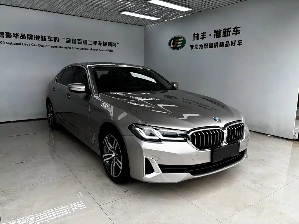 BMW 5 Series — фото 3