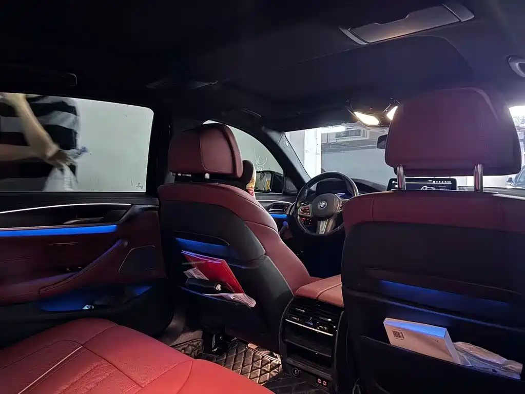 BMW 5 Series New Energy — фото 4