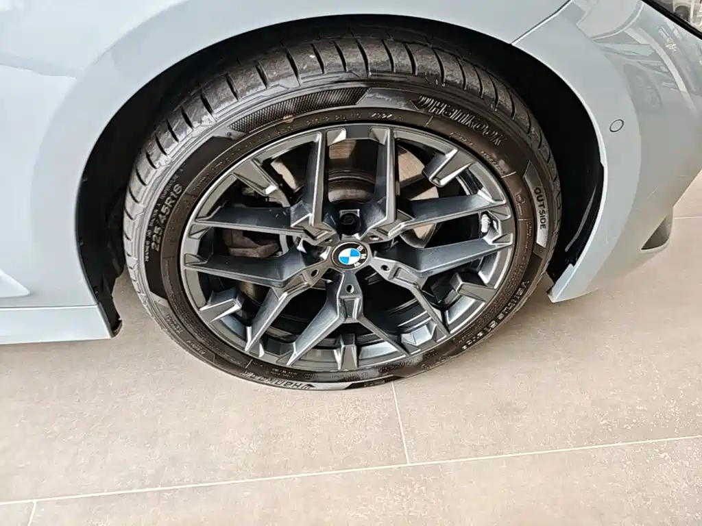 BMW 3 Series — фото 11