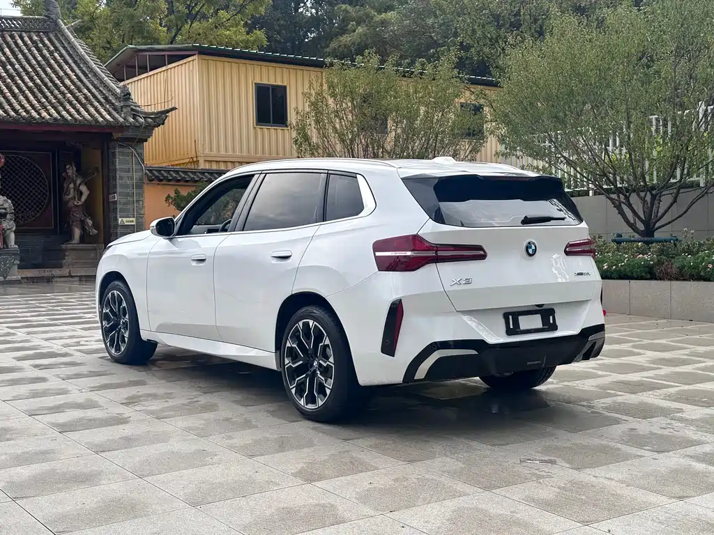BMW X3 — фото 15