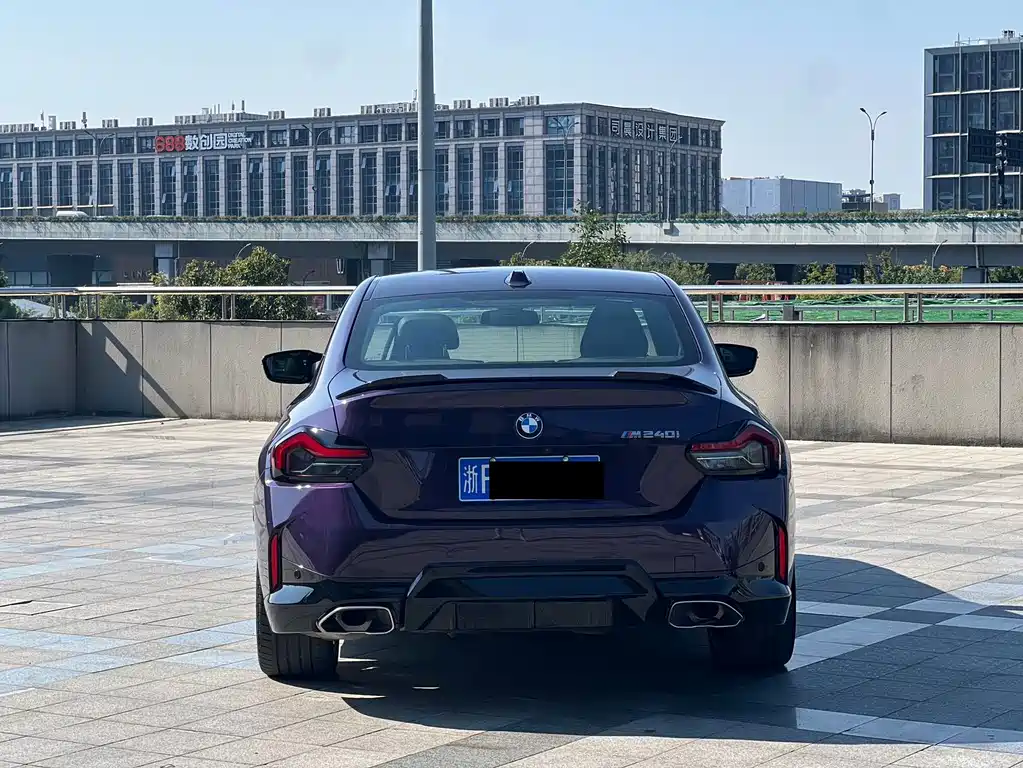 BMW M240i — фото 4