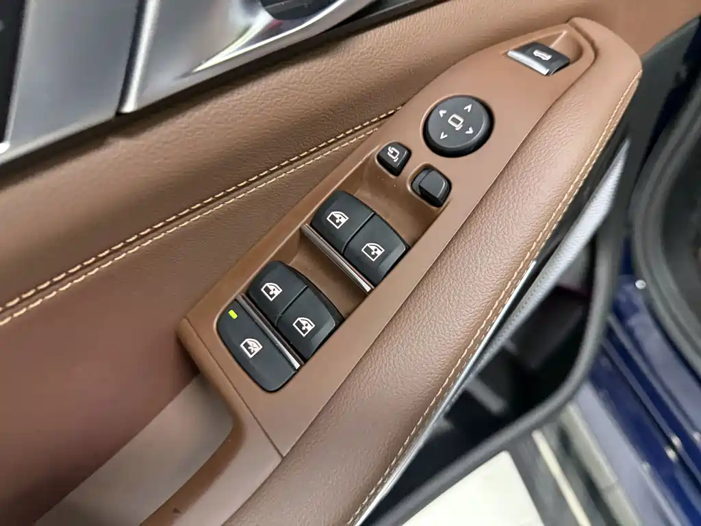 BMW X5 (Import) — фото 9