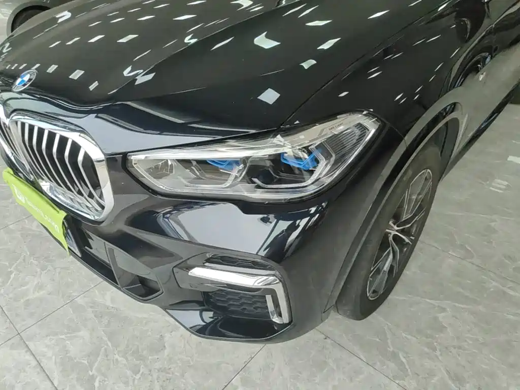 BMW X5 — фото 23