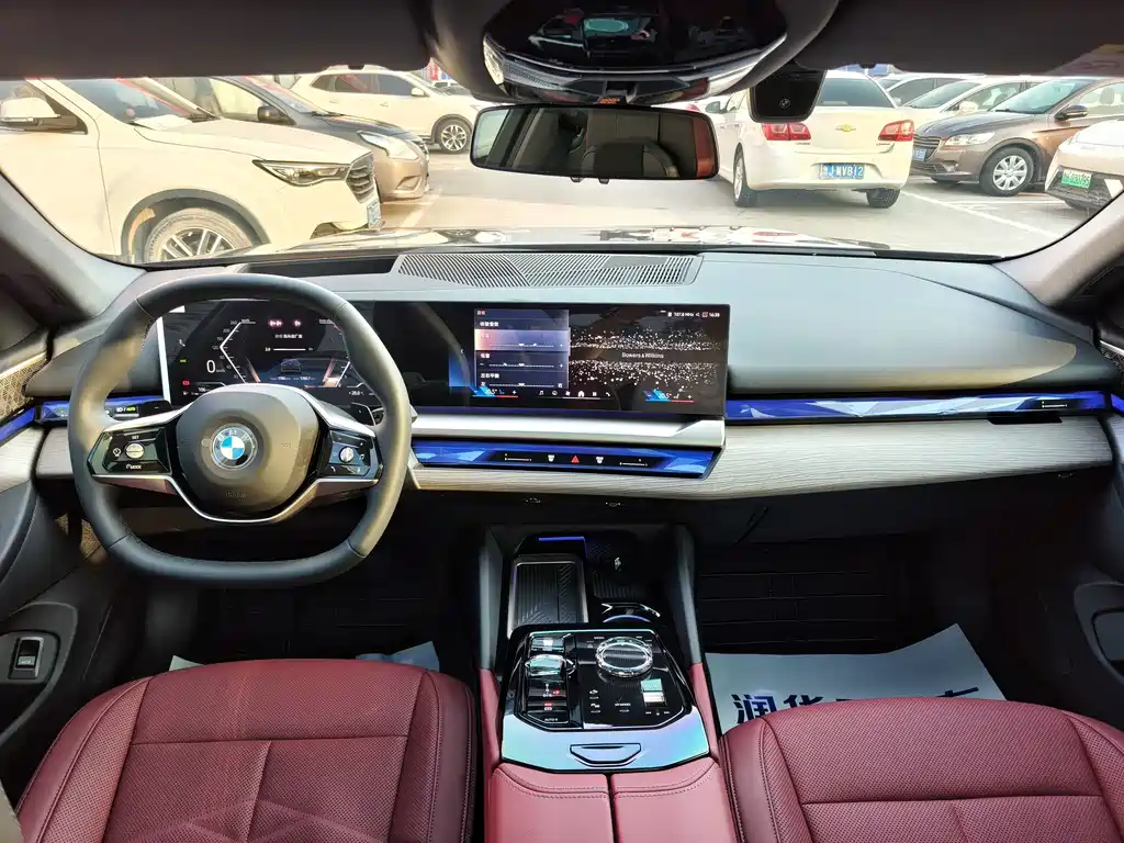 BMW 5 Series — фото 10