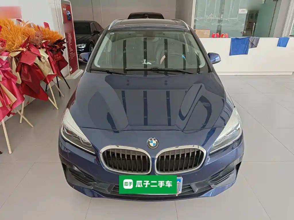 BMW 2 Series Active Tourer — фото 2