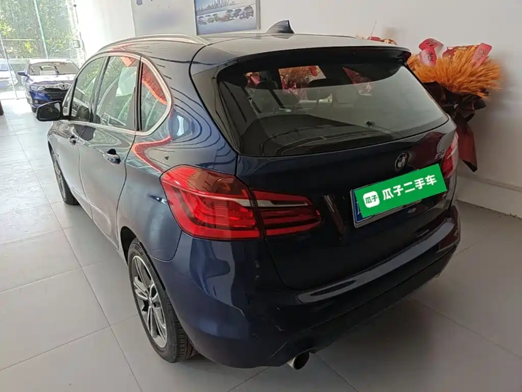 BMW 2 Series Active Tourer — фото 4