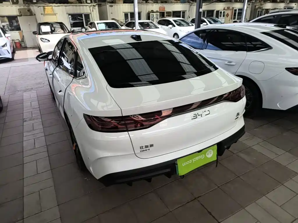BYD Qin L — фото 4
