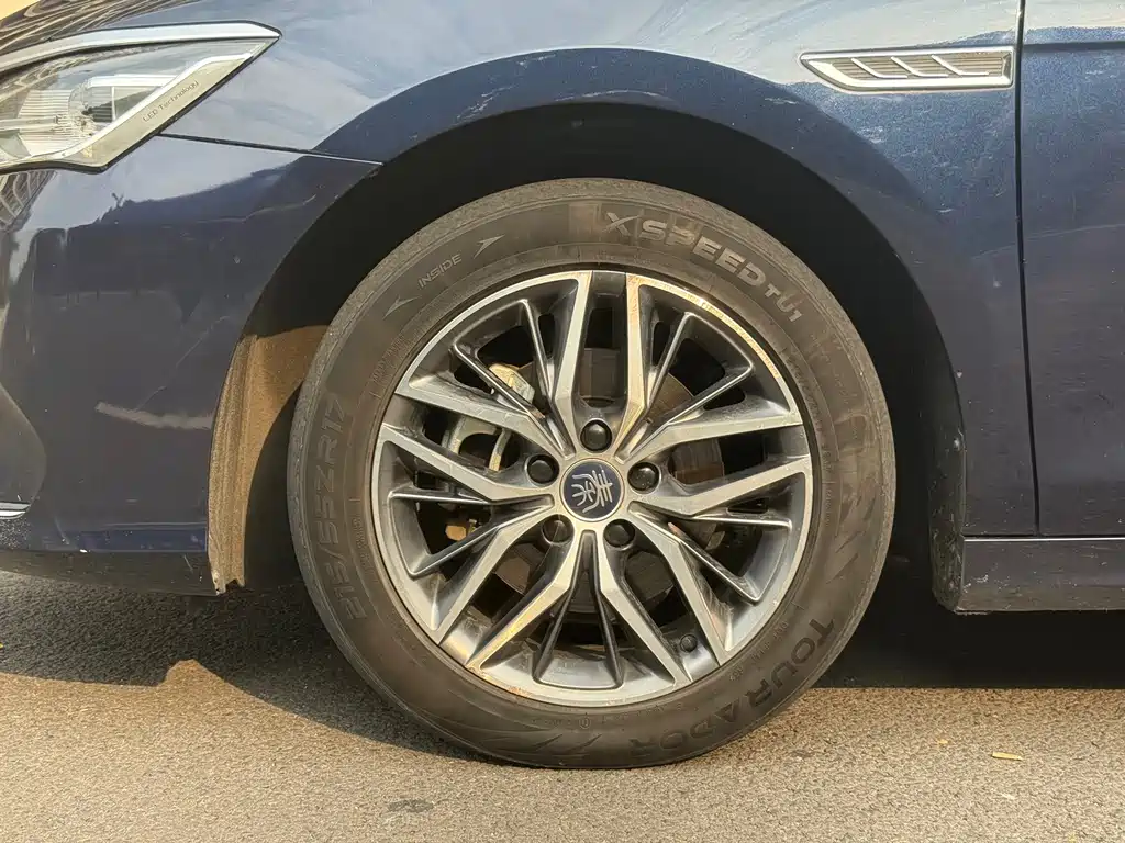 BYD Qin PLUS — фото 14