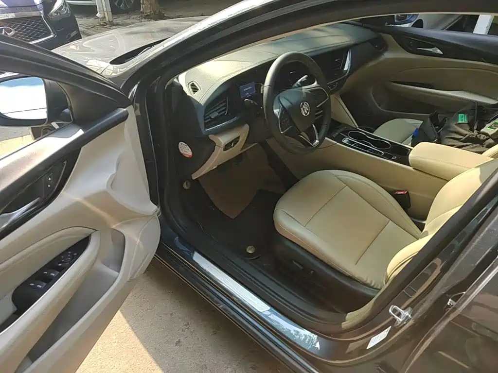 Buick Regal — фото 15
