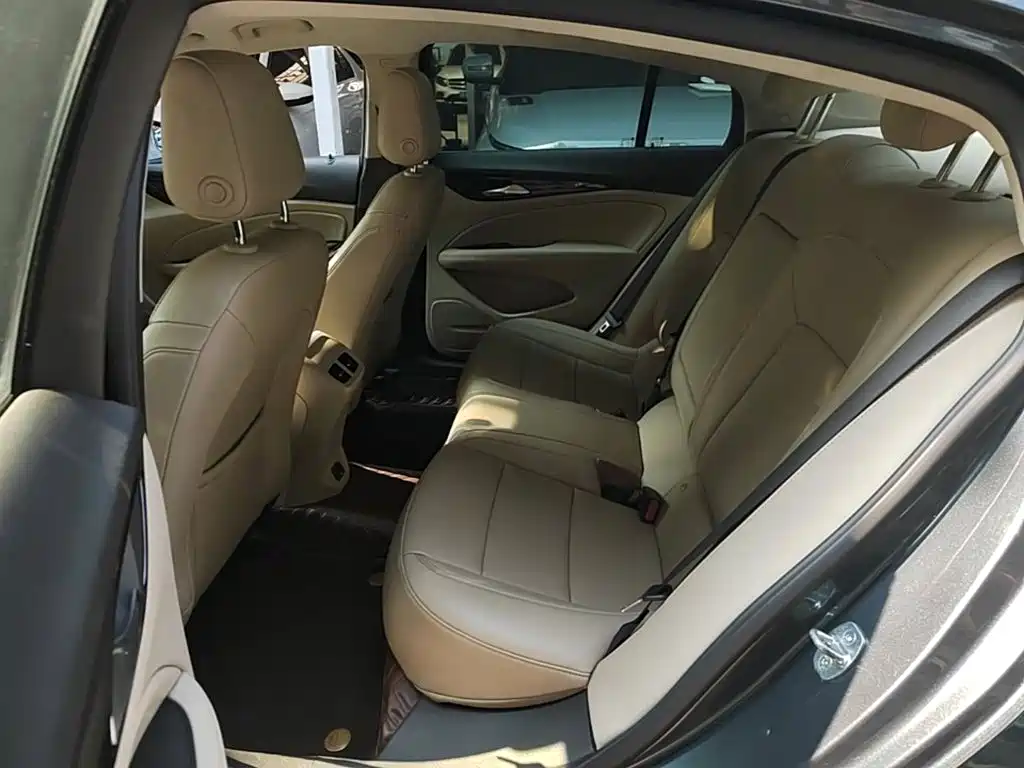 Buick Regal — фото 16