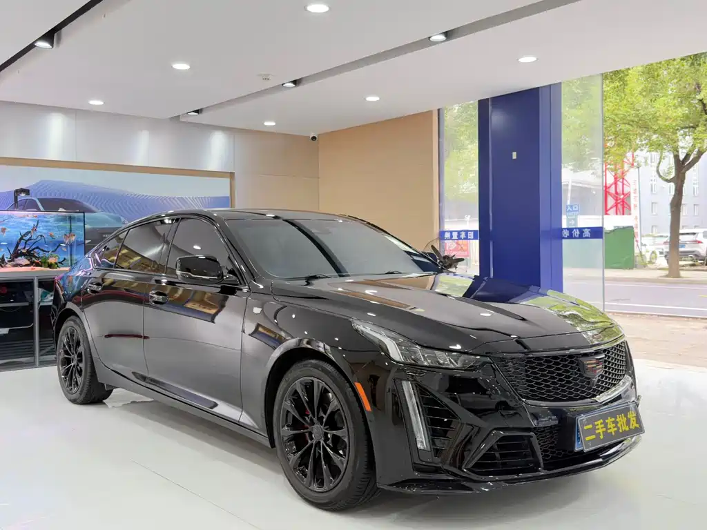 Cadillac CT5 — фото 3