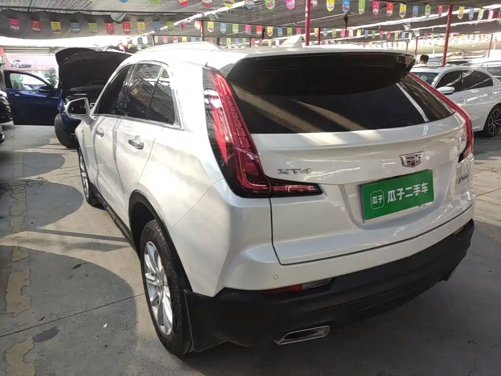Cadillac XT4 — фото 4