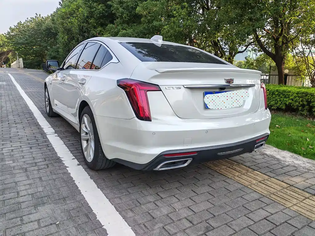 Cadillac CT5 — фото 3