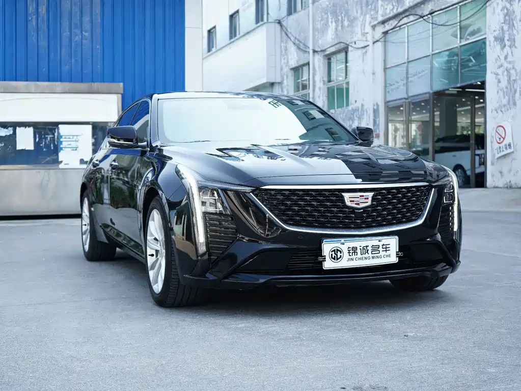Cadillac CT5 — фото 3