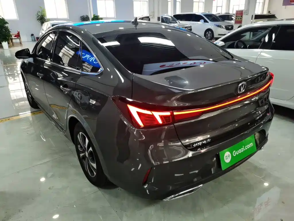 Changan Eado — фото 4
