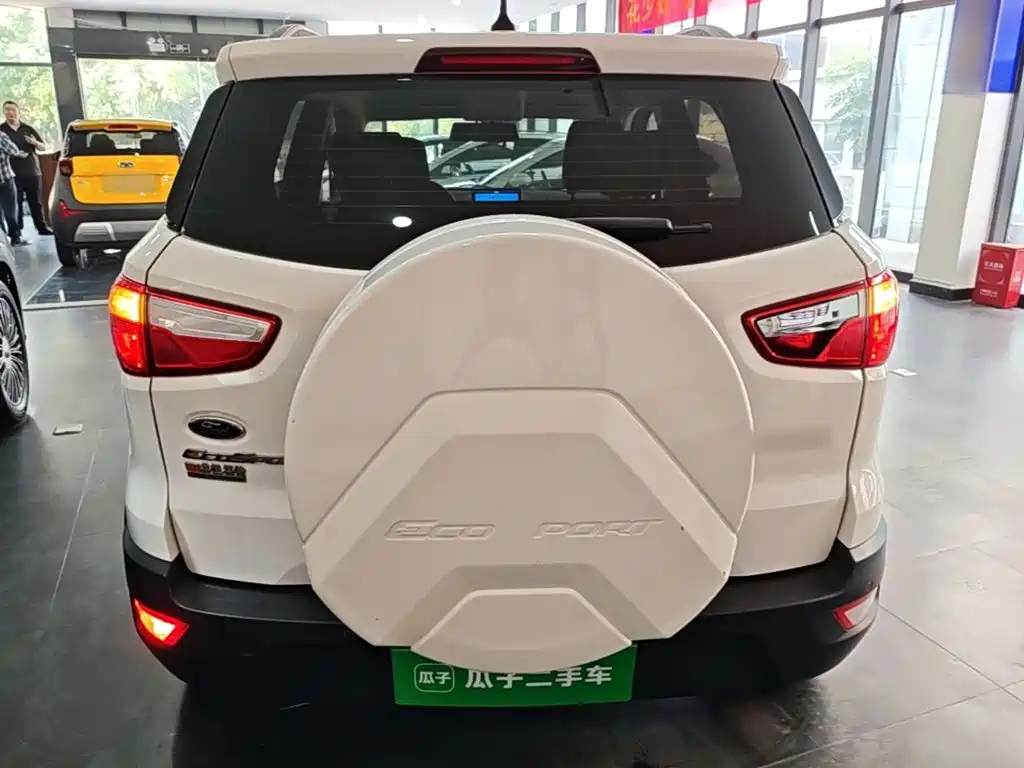 Ford Ecosport — фото 5