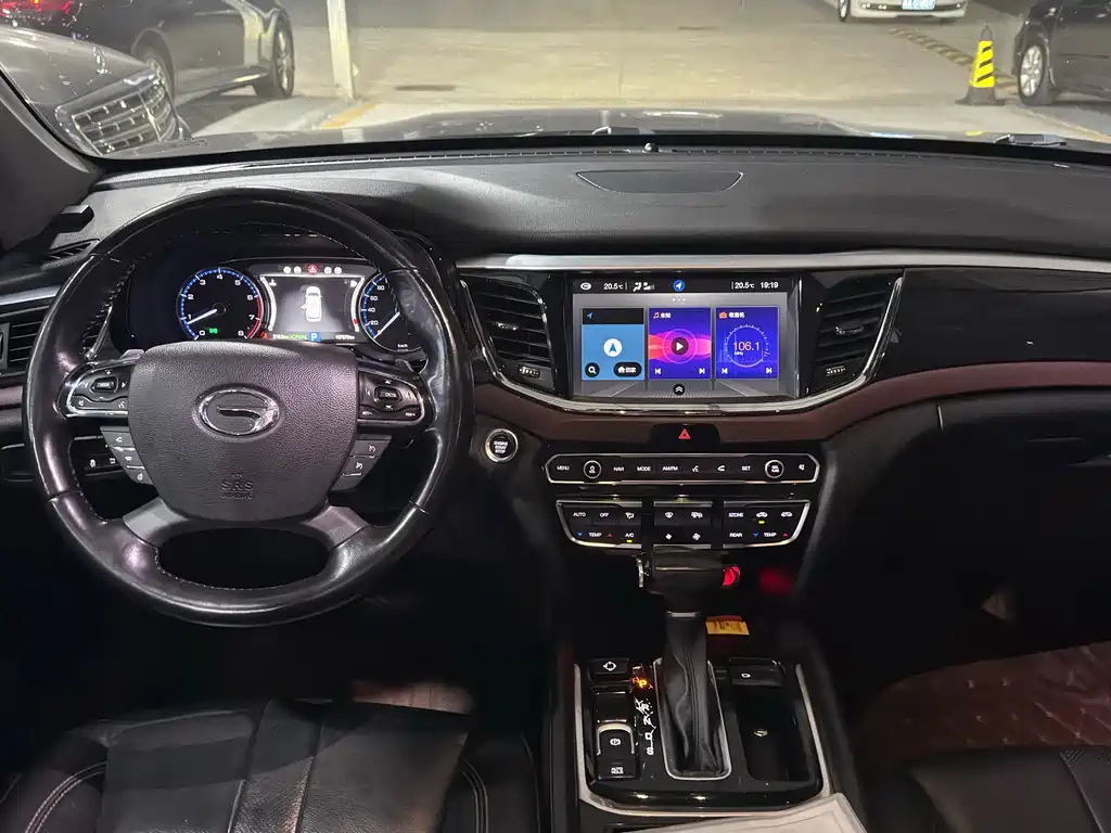 GAC Motor Trumpchi GS8 — фото 6