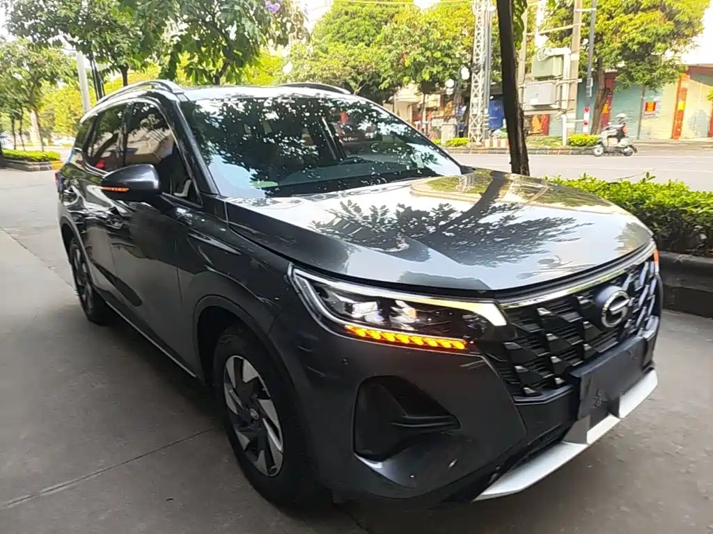 GAC Motor Trumpchi GS4 — фото 3