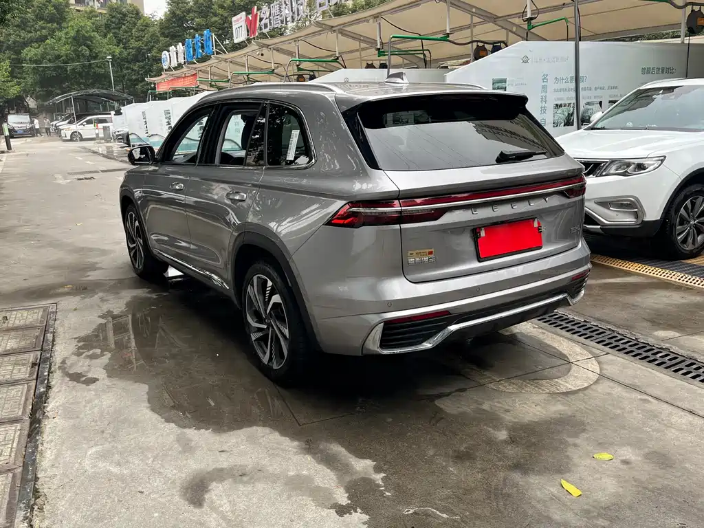 Geely Xingyue L — фото 6