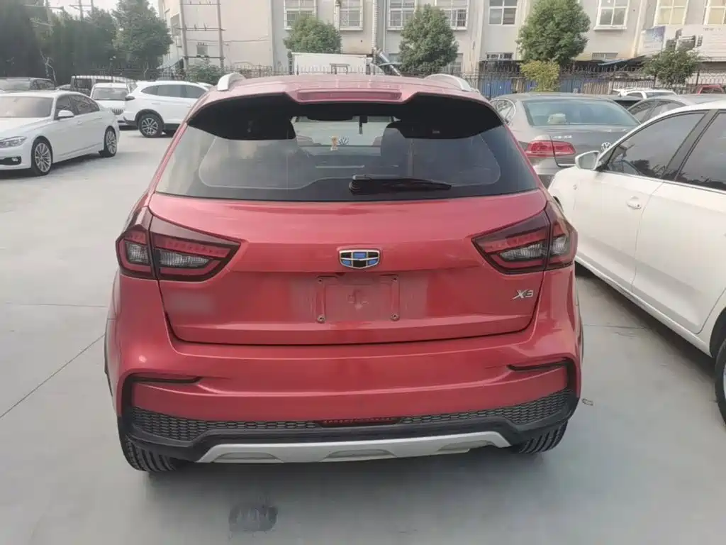 Geely Vision X3 — фото 5