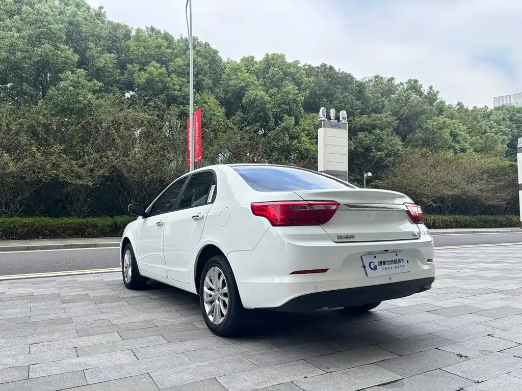 Geely Vision — фото 8