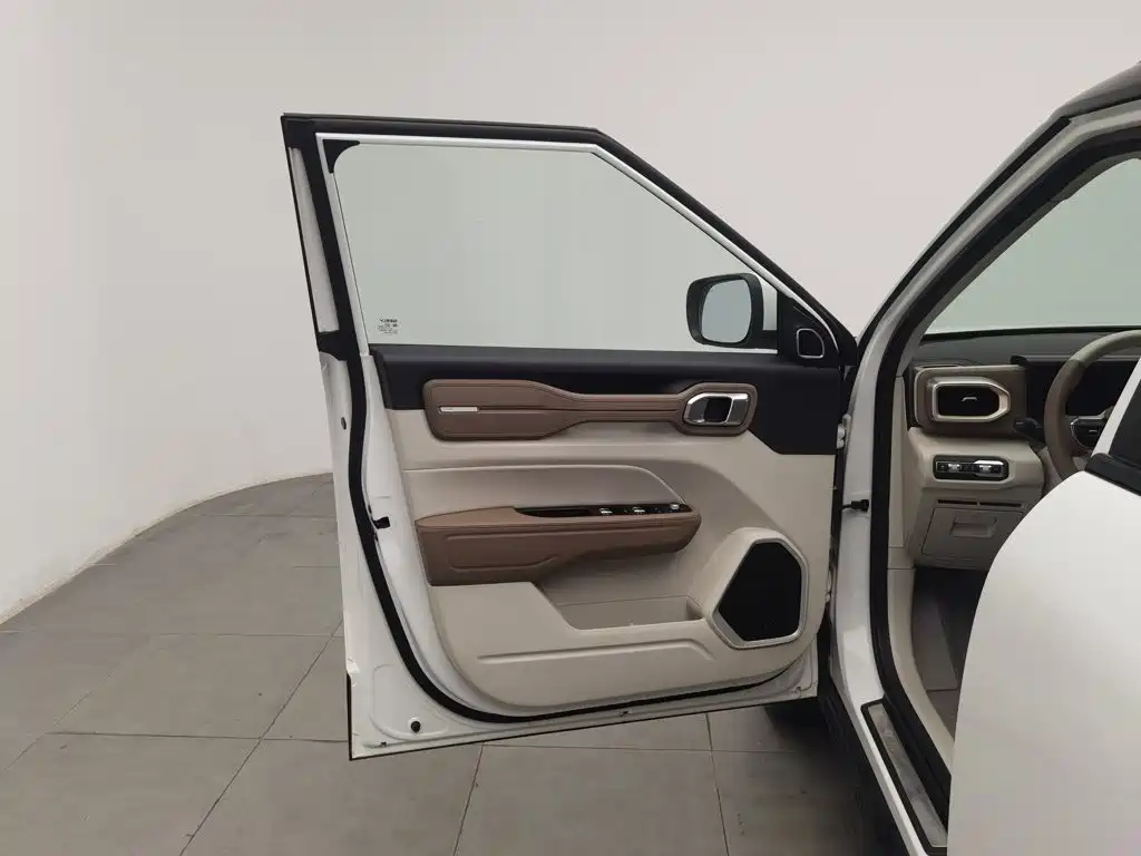 Geely Icon — фото 8