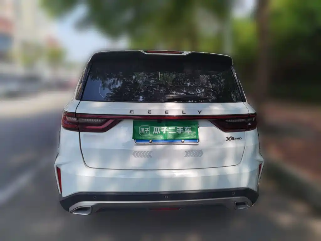 Geely Vision X6 — фото 5