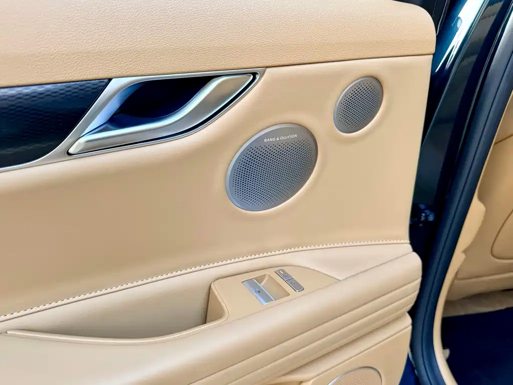 Genesis G80 — фото 6