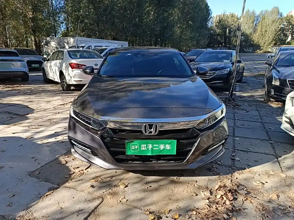 Honda Accord — фото 2