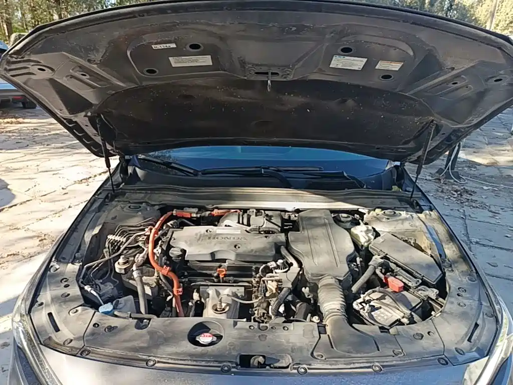 Honda Accord — фото 19