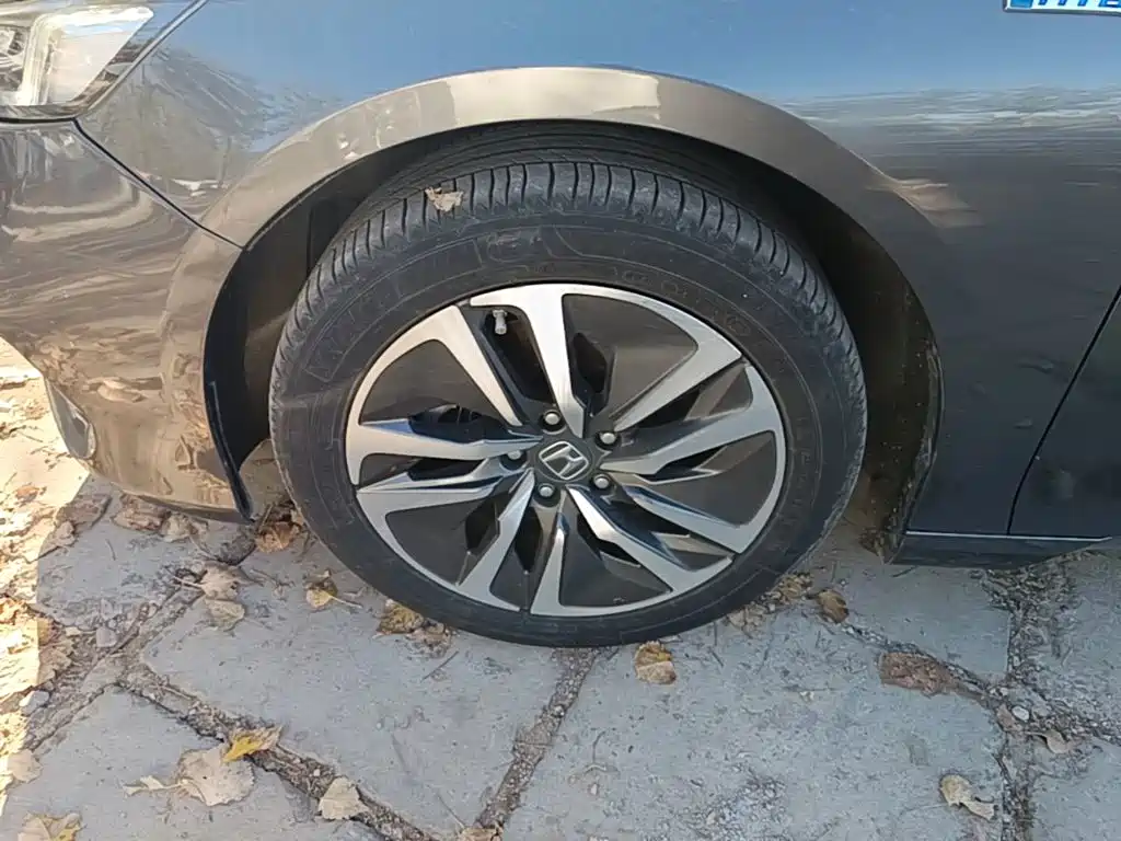 Honda Accord — фото 22
