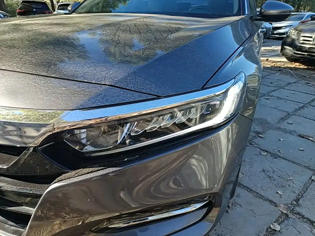 Honda Accord — фото 23
