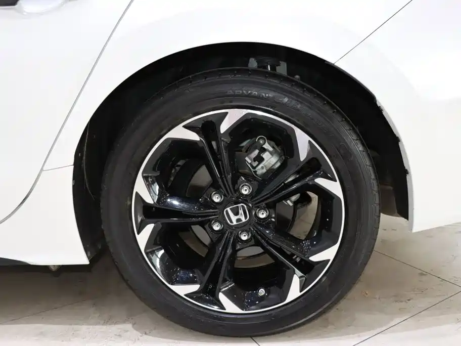 Honda Civic — фото 20