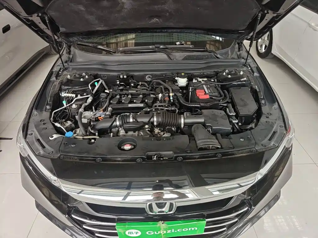 Honda Accord — фото 19
