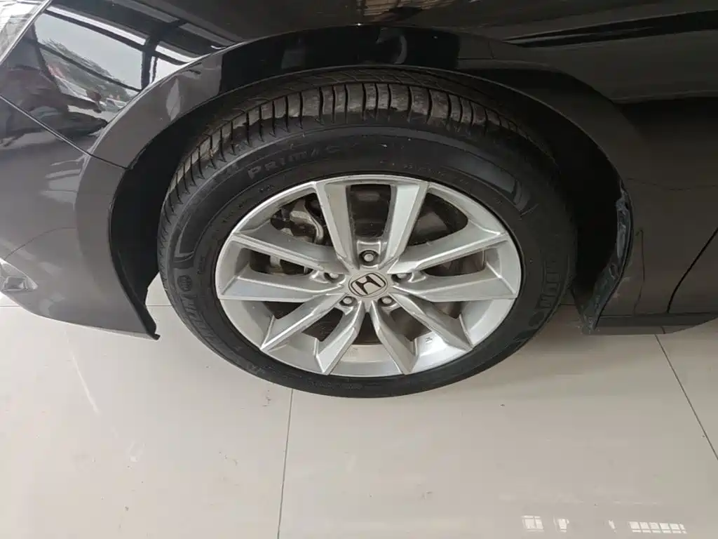 Honda Accord — фото 22