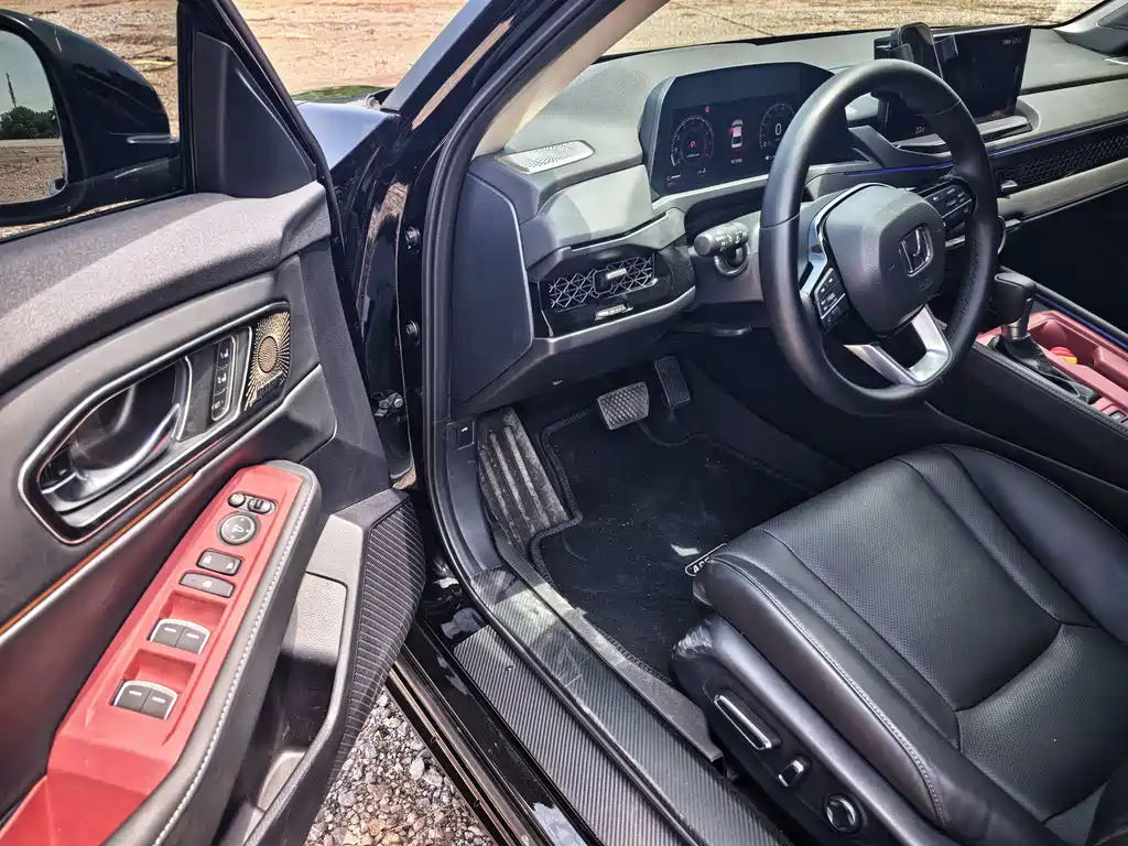 Honda Accord — фото 4