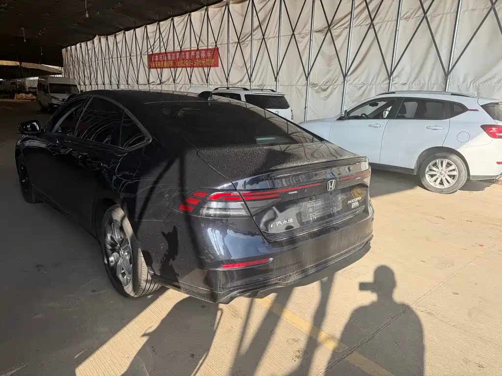 Honda Accord — фото 2