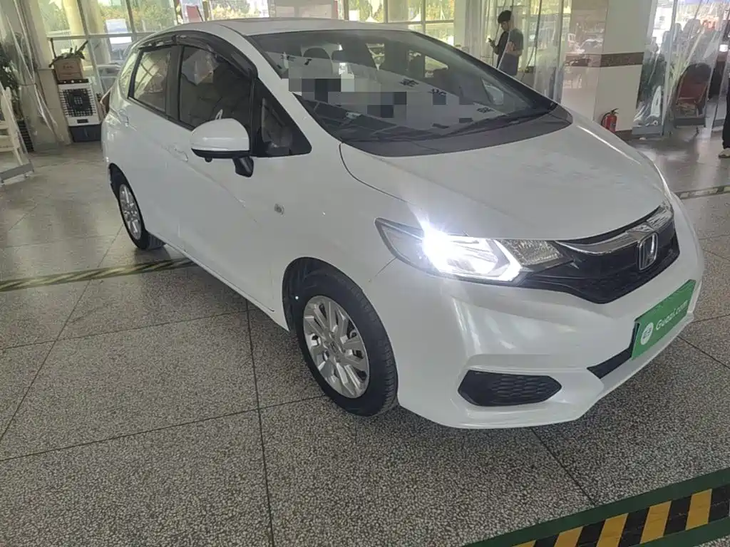 Honda Fit — фото 3