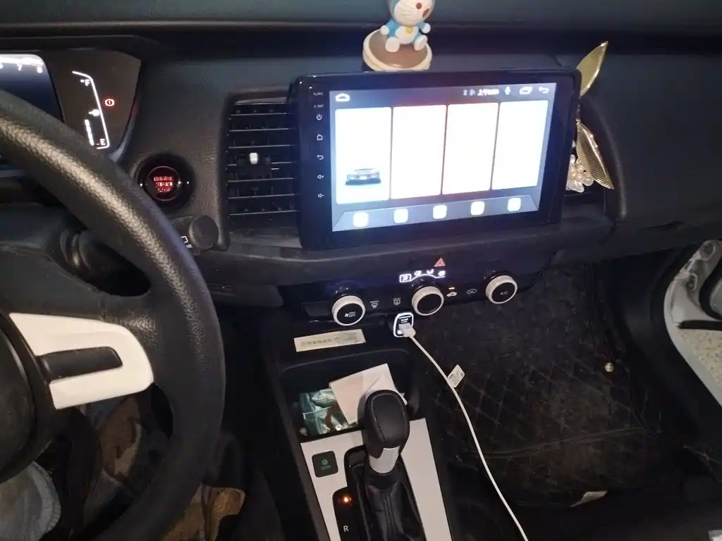 Honda Fit — фото 9