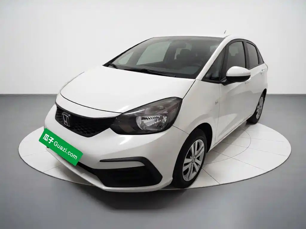 Honda Fit — фото 1