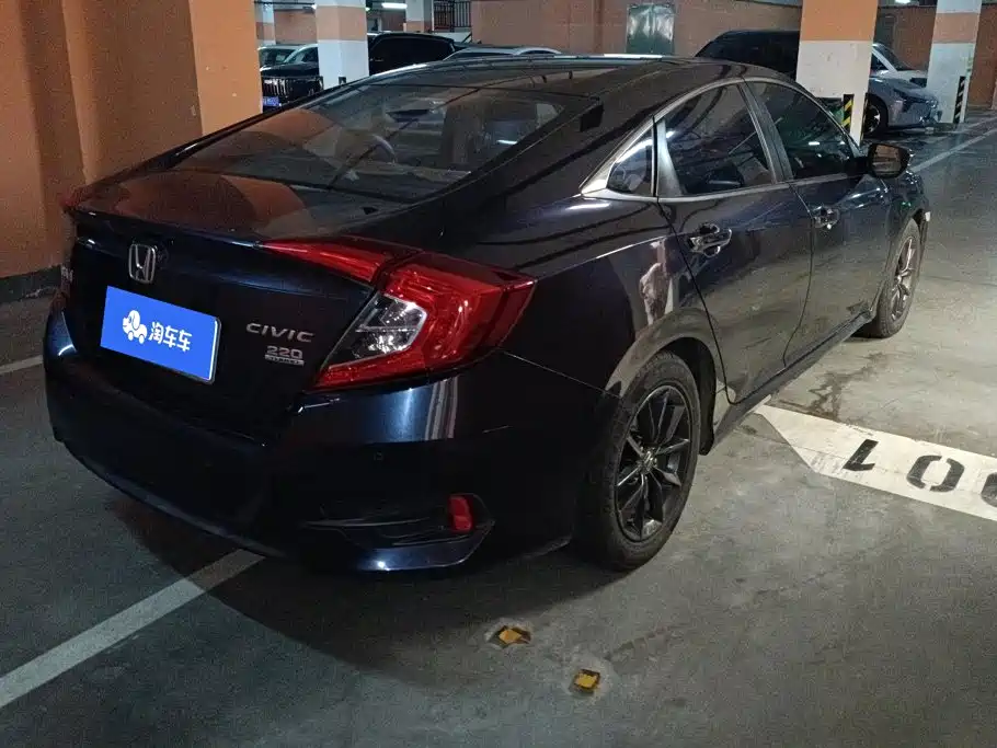 Honda Civic — фото 3