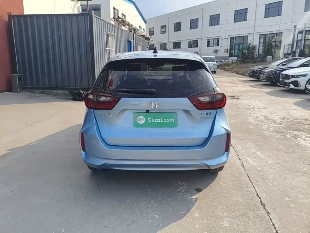 Honda Fit — фото 5