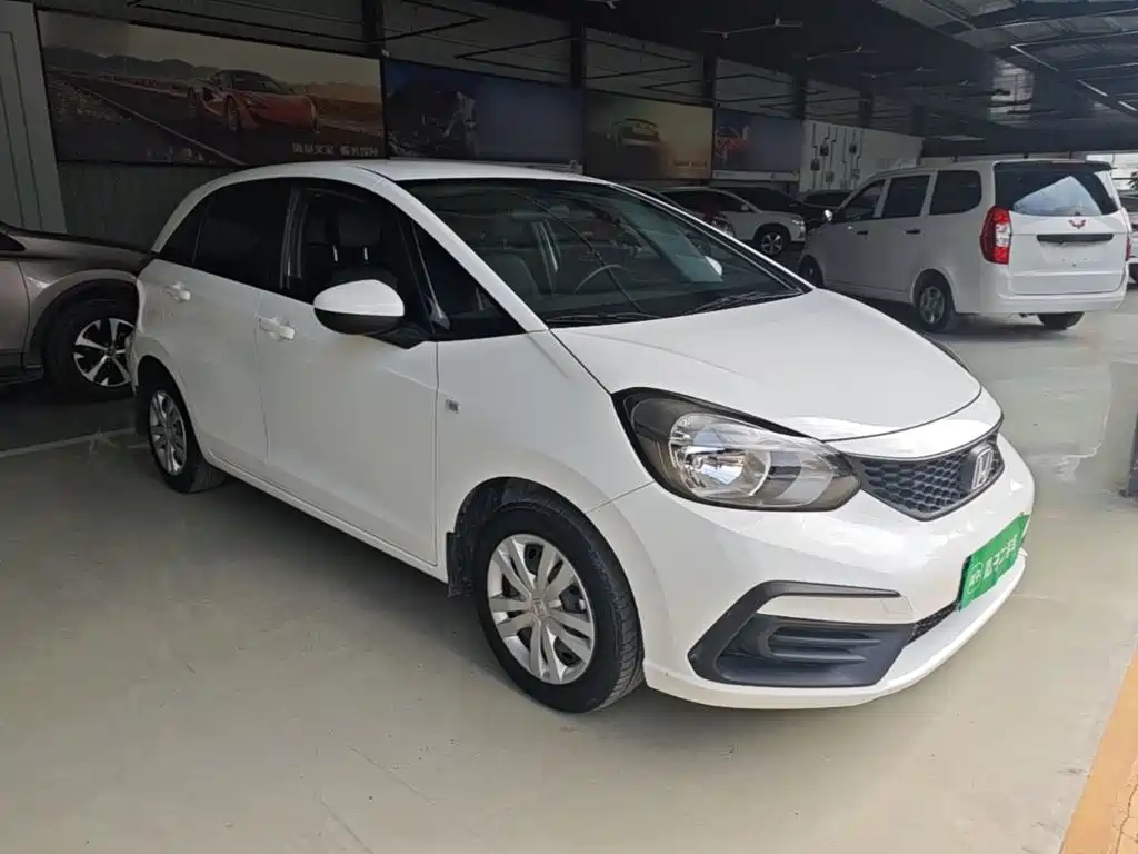 Honda Fit — фото 3