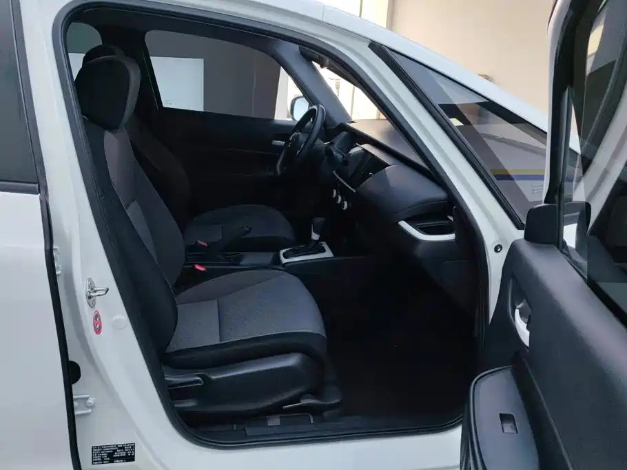 Honda Fit — фото 8