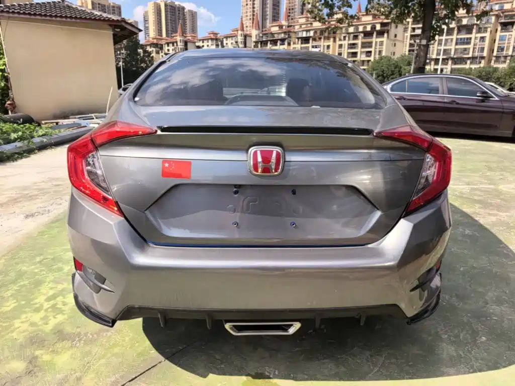 Honda Civic — фото 5
