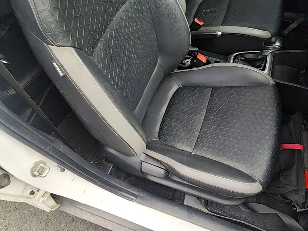 Kia KX1 — фото 24