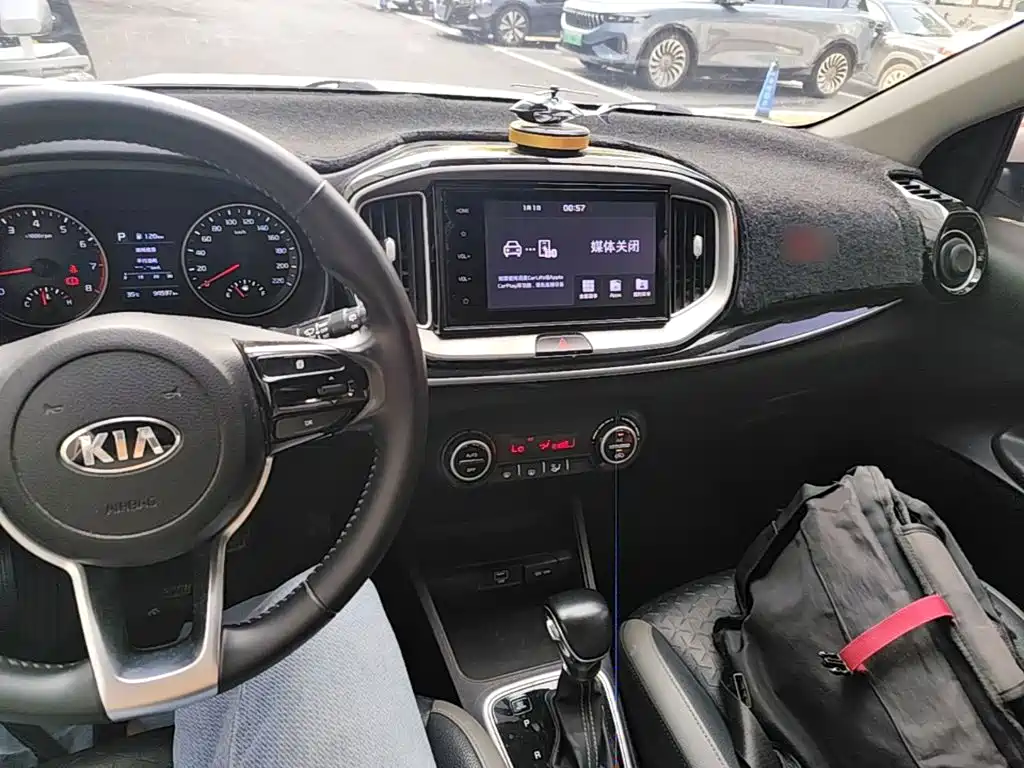 Kia KX1 — фото 9