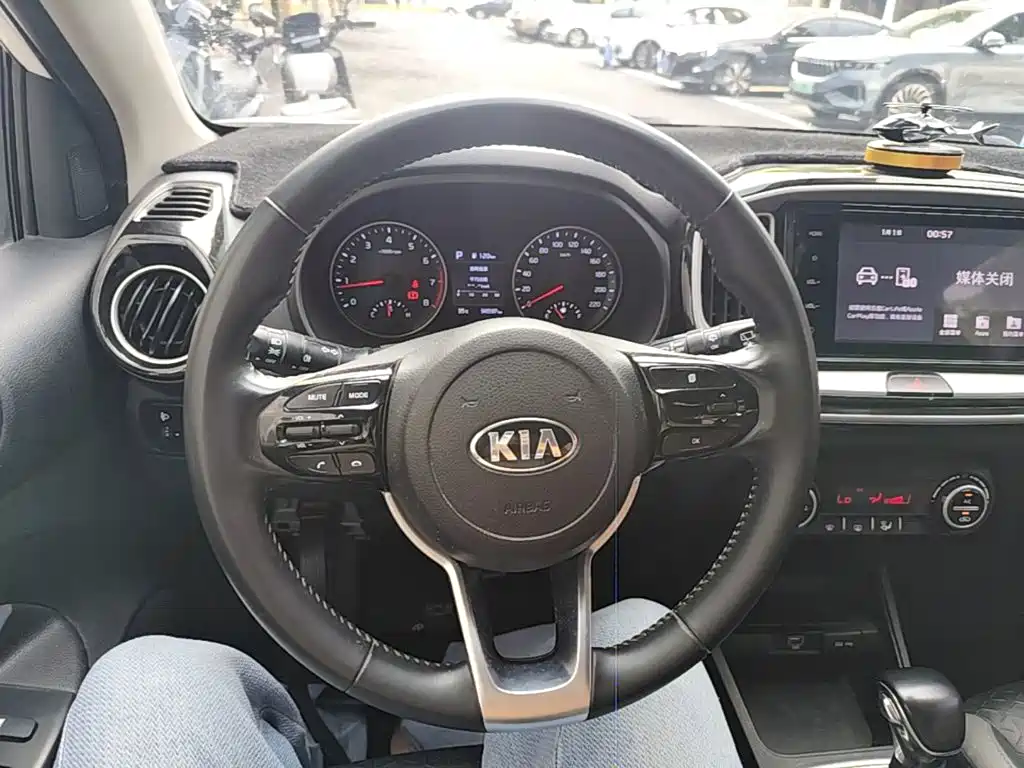 Kia KX1 — фото 10